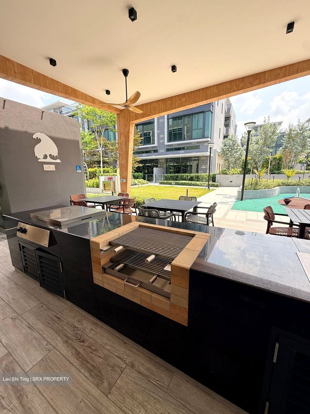 Belgravia Ace (D28), Terrace #635043111